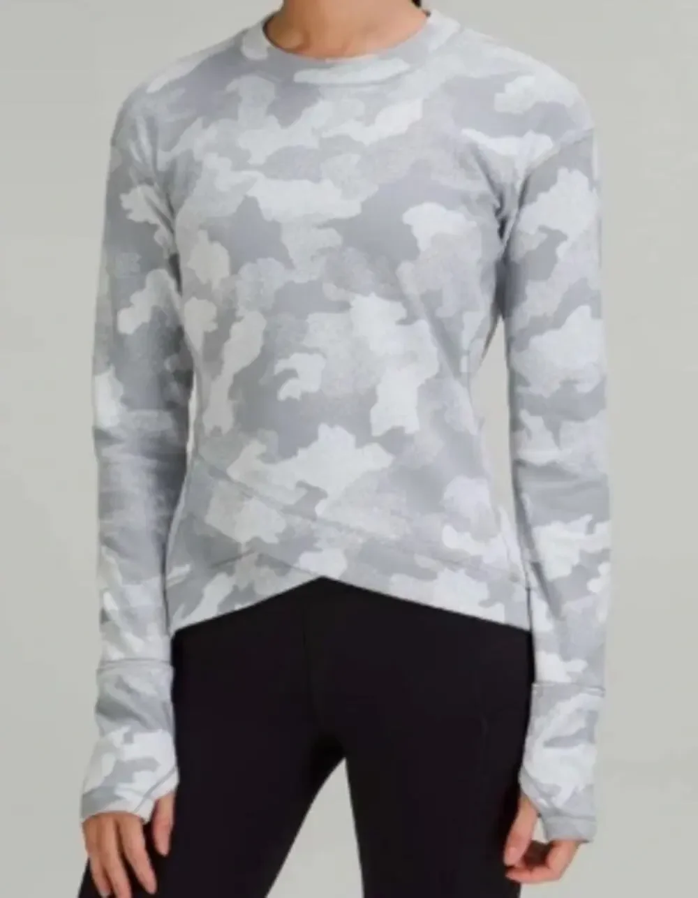 Lululemon Women's Close to Crossing Long Sleeve Shirt sz 6